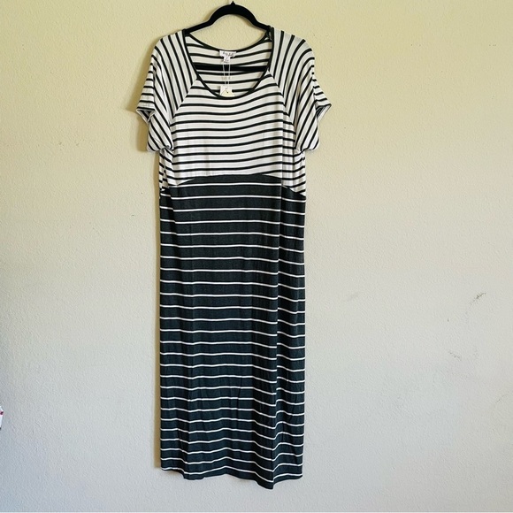 New Daisy island maxi t shirt dress L gray black white striped stretch casual - Picture 8 of 12